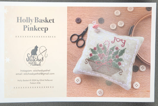 Holly Basket Pinkeep